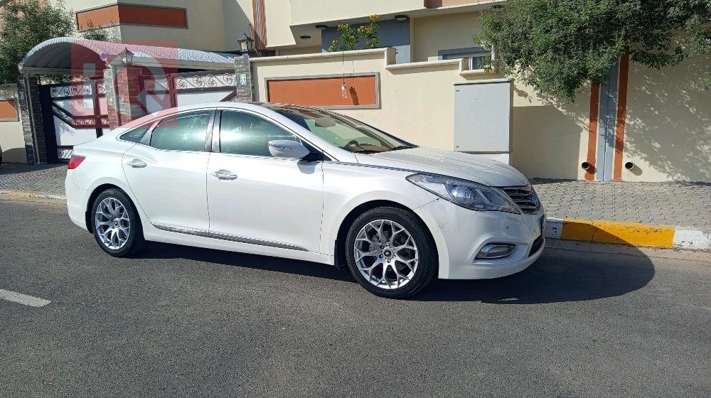 هيونداي أزيرا